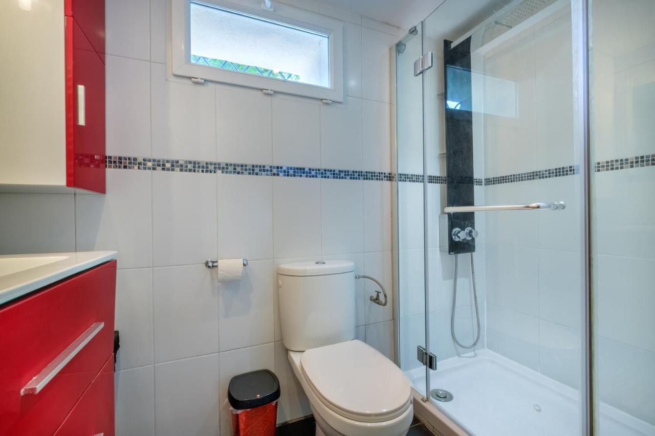 Bas De Villa, Piscine, 3 Etoiles Saint-Paul-de-Vence Exteriér fotografie